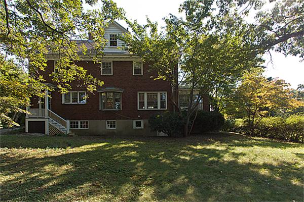 8 Hillcrest Road Belmont, MA 02478 - Photo 2 of 28 Gallery Image 2