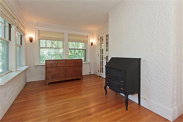 8 Hillcrest Road Belmont, MA 02478 - Photo 22 of 28 Gallery Image 22