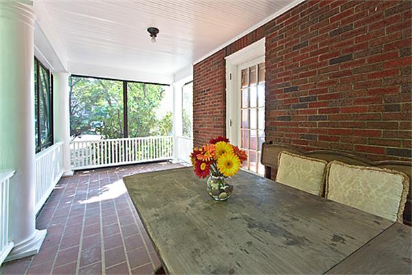 8 Hillcrest Road Belmont, MA 02478 - Photo 3 of 28 Gallery Image 3