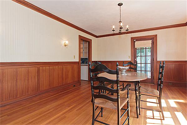 8 Hillcrest Road Belmont, MA 02478 - Photo 9 of 28 Gallery Image 9