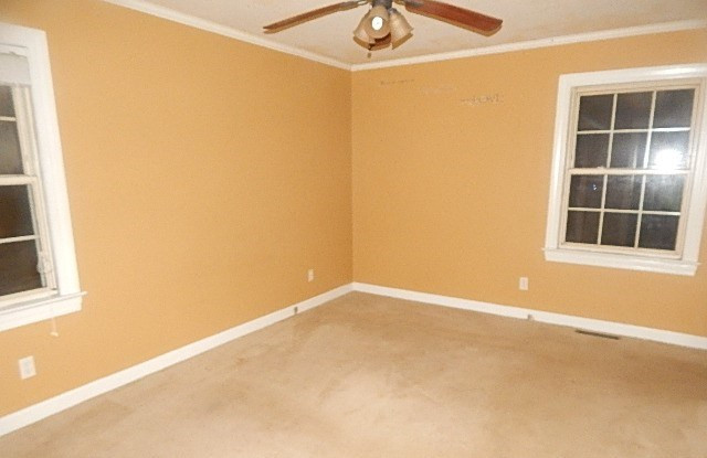 3272 Kelly Road Kinston, NC 28504 - Photo 7 of 11 Gallery Image 7