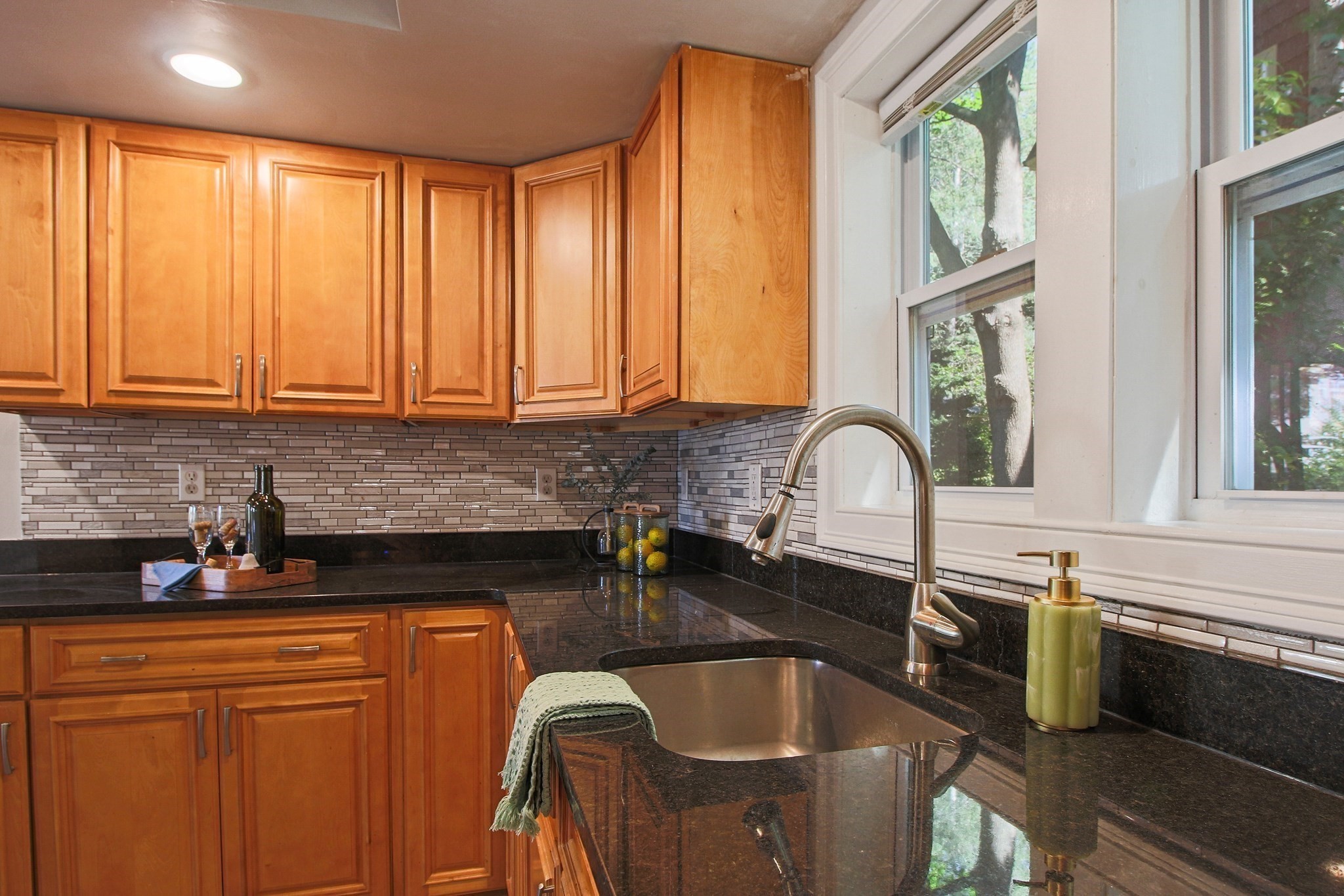 4 Longfellow Road Worcester, MA 01602 - Photo 17 of 42 Gallery Image 17