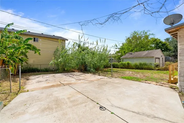 $1,650 | 4106 Christie Street, Corpus Christi, TX 78415