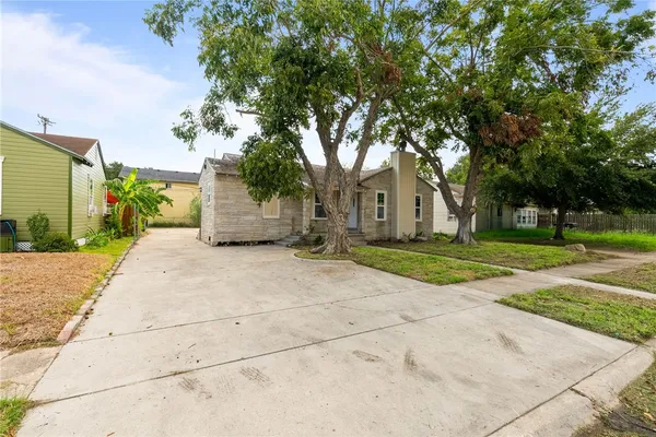 $1,650 | 4106 Christie Street, Corpus Christi, TX 78415