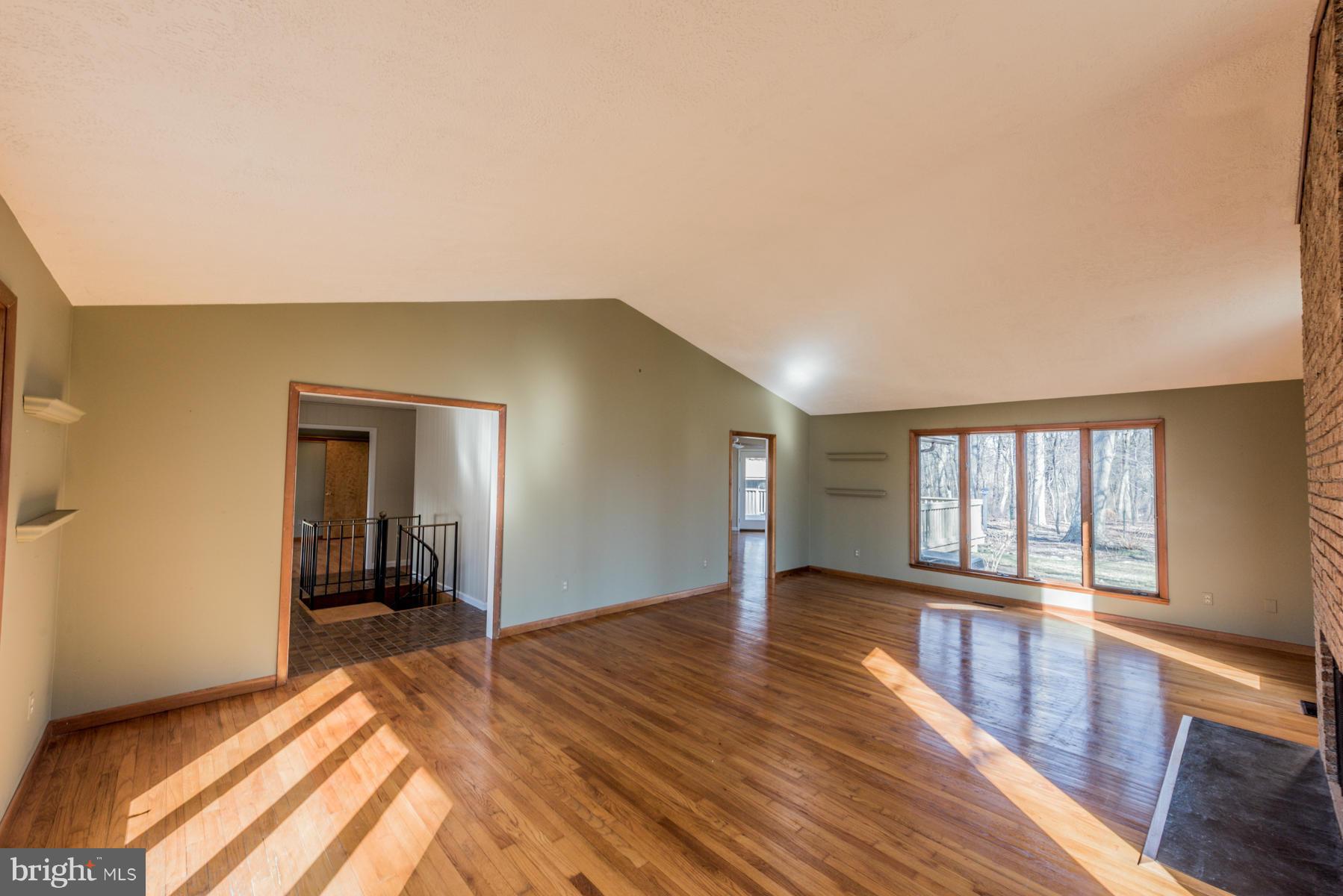 669 Gaither Road Sykesville, MD 21784 - Photo 13 of 30 Living Room