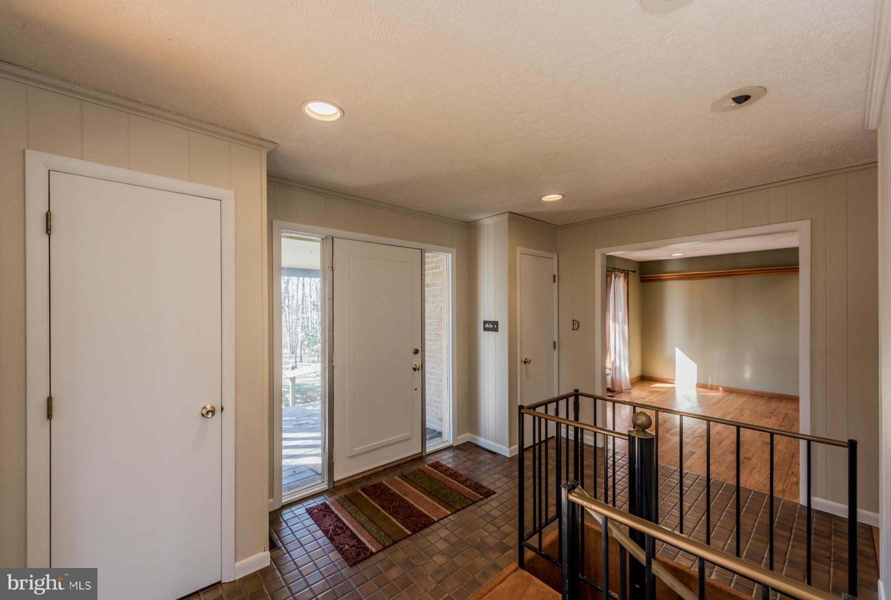669 Gaither Road Sykesville, MD 21784 - Photo 5 of 30 Foyer