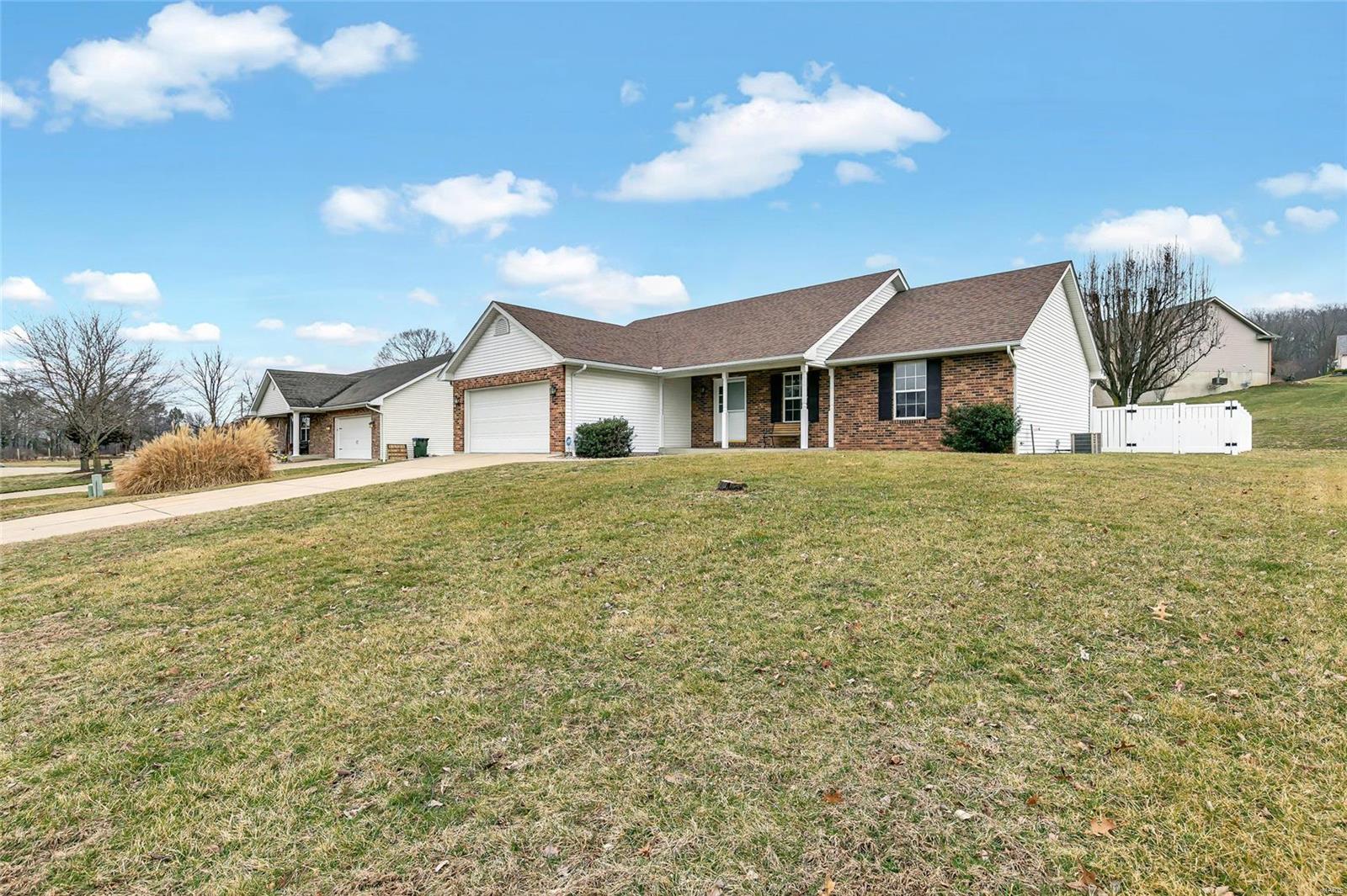 14 Ritter Road Columbia, IL 62236 - Photo 2 of 27 Gallery Image 2