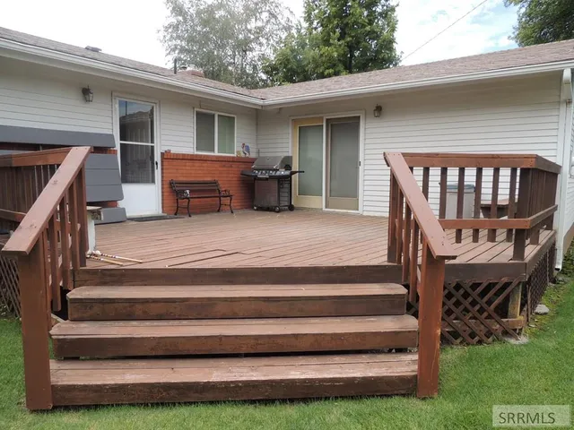 $379,900 | 595 Bechler Street, St. Anthony, ID 83445