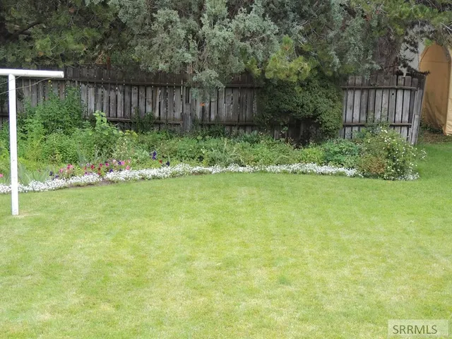 $379,900 | 595 Bechler Street, St. Anthony, ID 83445