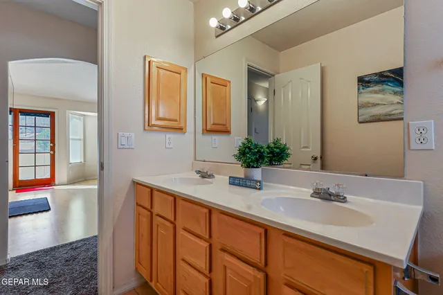 $450,000 | 3420 Eileen Drive, El Paso, TX 79904