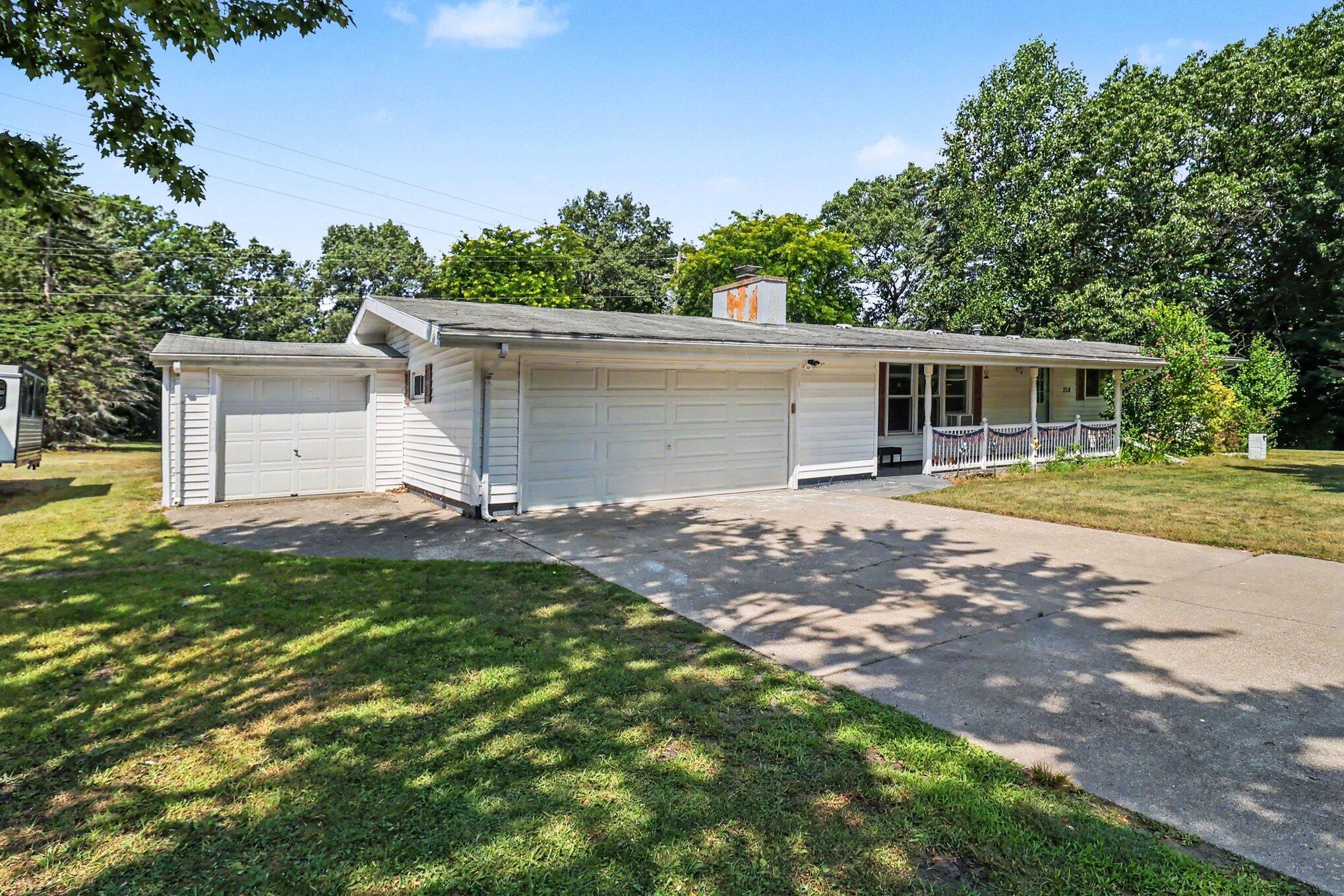 2218 Maple Road Manistee, MI 49660 - Photo 1 of 15 file_1246