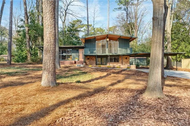 $675,000 | 3652 Northlake Drive, Atlanta, GA 30340
