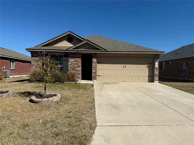 $1,650 | 206 Windridge Drive North, Lockhart, TX 78644