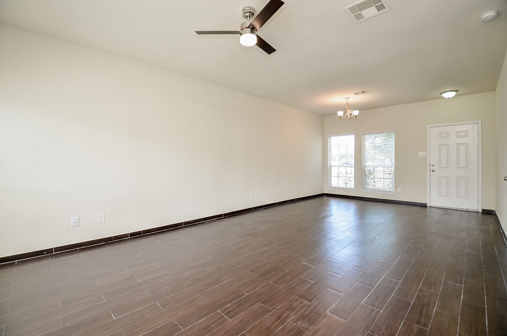 3351 Dale Ridge Trail Houston, TX 77084 - Photo 7 of 41 Gallery Image 7