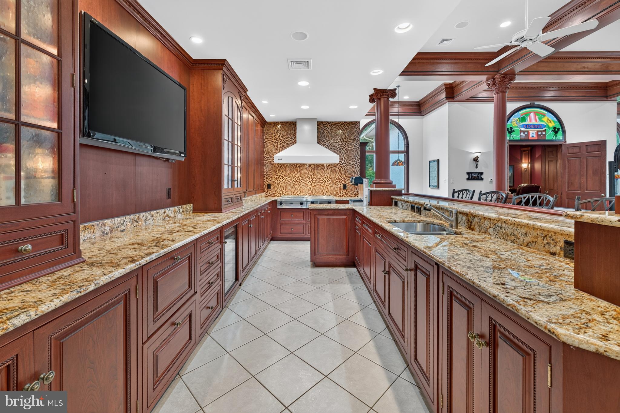 415 Bridgeboro Road Moorestown, NJ 08057 - Photo 31 of 91 Entertainment Room - Kitchen