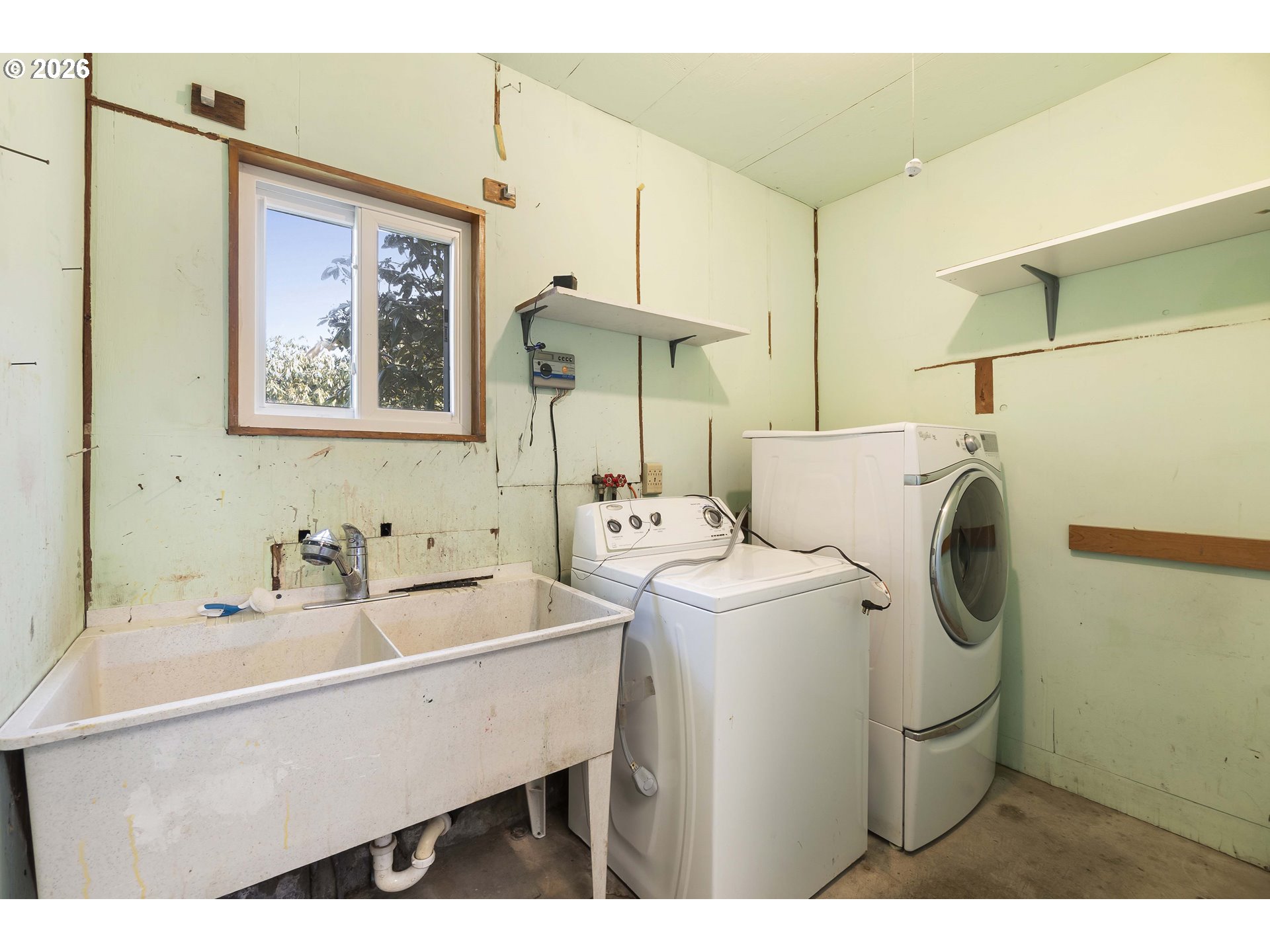 894 Meadowlawn Drive Southeast Salem, OR 97317 - Photo 32 of 48