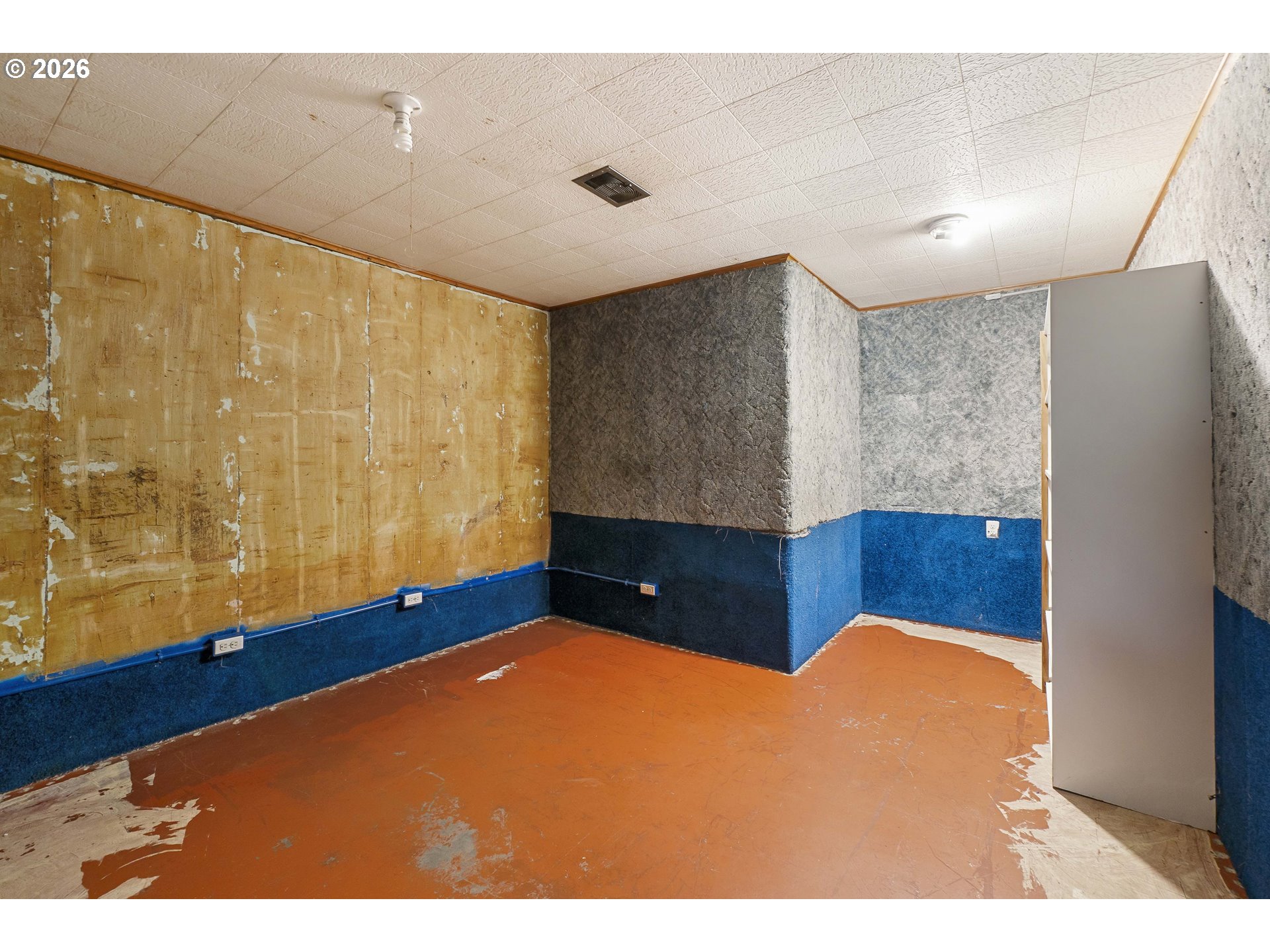 894 Meadowlawn Drive Southeast Salem, OR 97317 - Photo 35 of 48