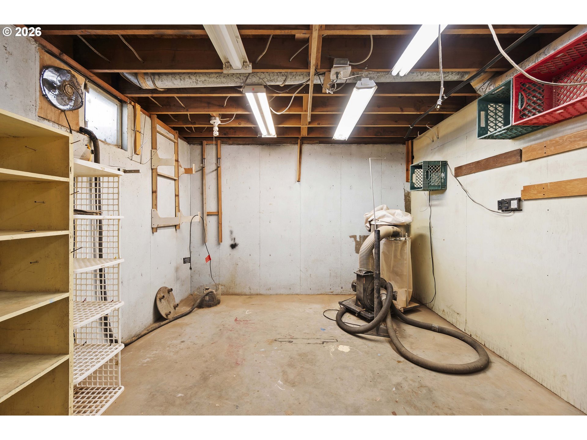 894 Meadowlawn Drive Southeast Salem, OR 97317 - Photo 41 of 48