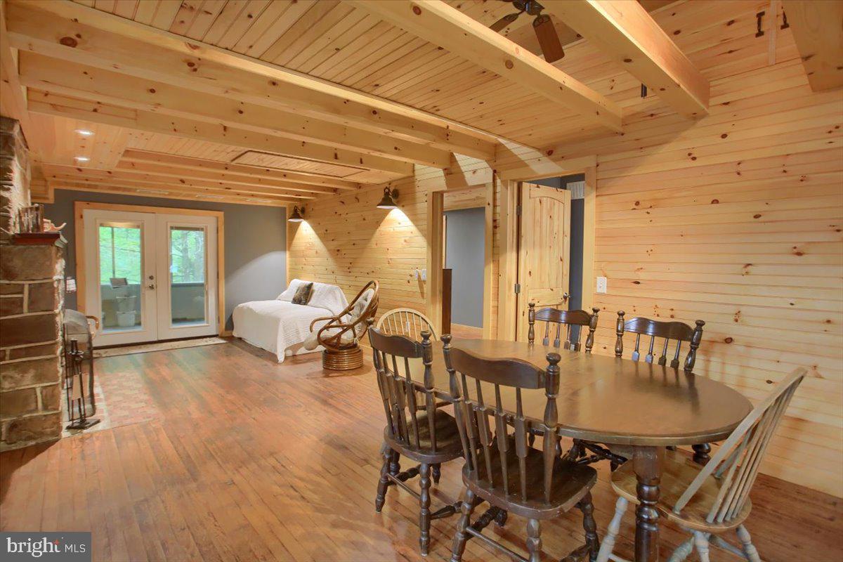 457 Royer Road New Bloomfield, PA 17068 - Photo 3 of 20 Gallery Image 3