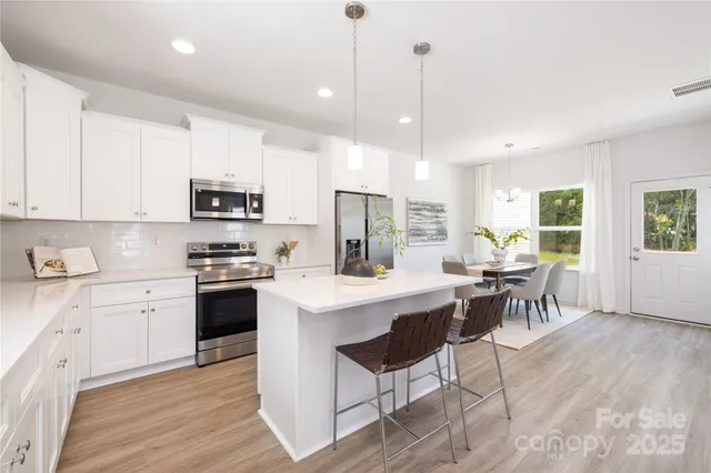 $335,000 | 307 East Glendale Avenue, Mount Holly, NC 28120