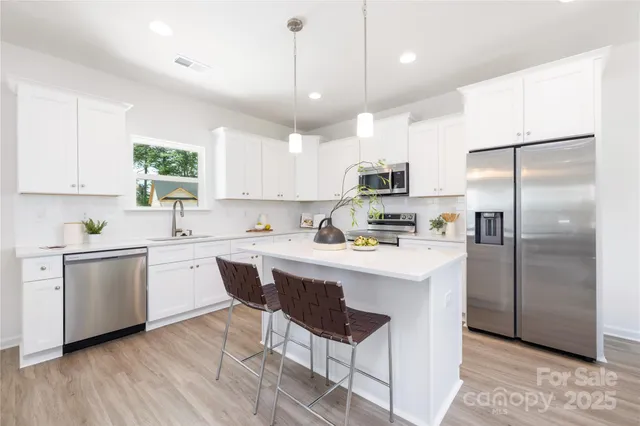 $335,000 | 307 East Glendale Avenue, Mount Holly, NC 28120