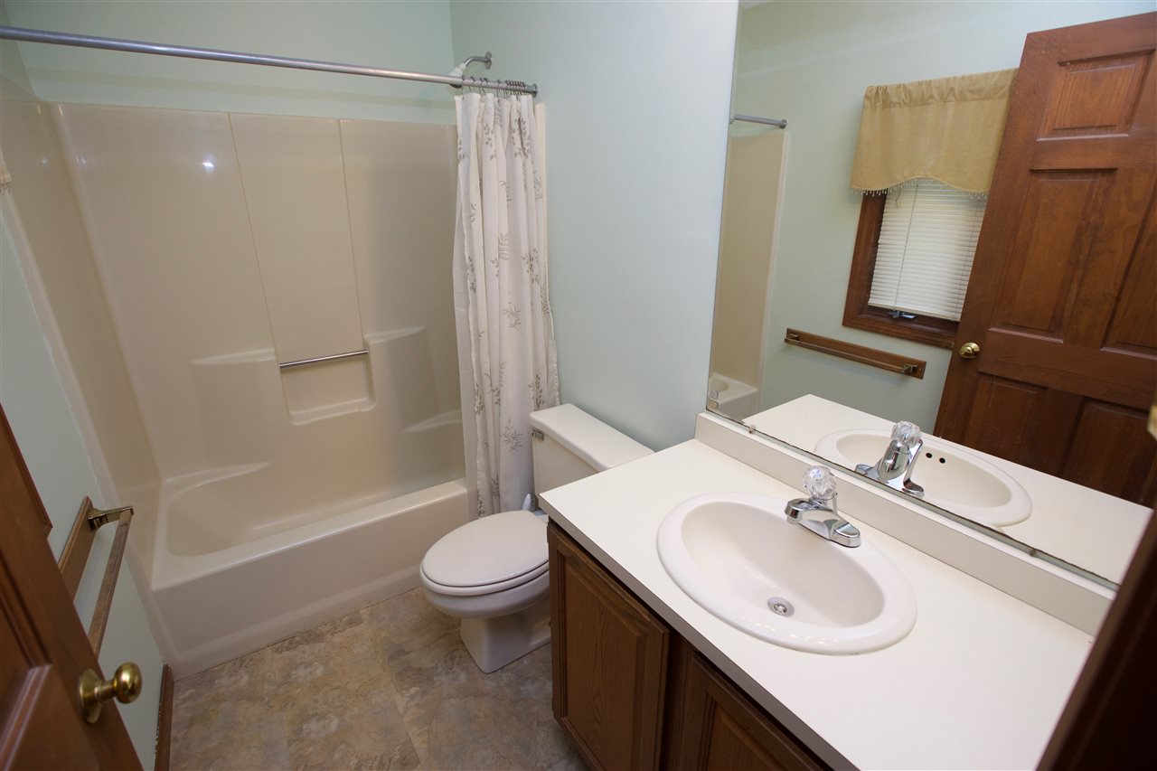 53 Lawrence Road Merrimack, NH 03054 - Photo 15 of 32