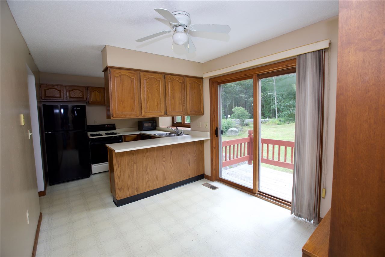 53 Lawrence Road Merrimack, NH 03054 - Photo 20 of 32