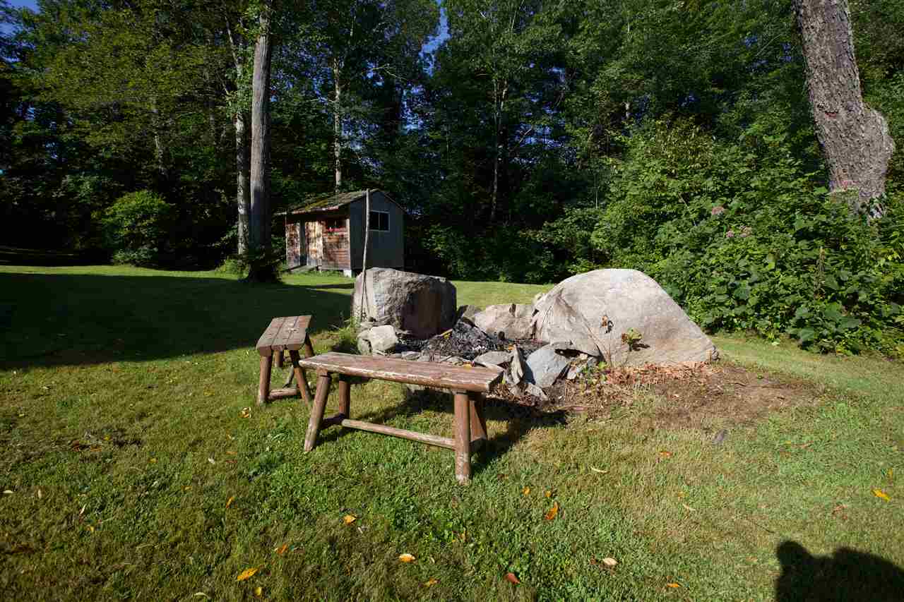 53 Lawrence Road Merrimack, NH 03054 - Photo 3 of 32