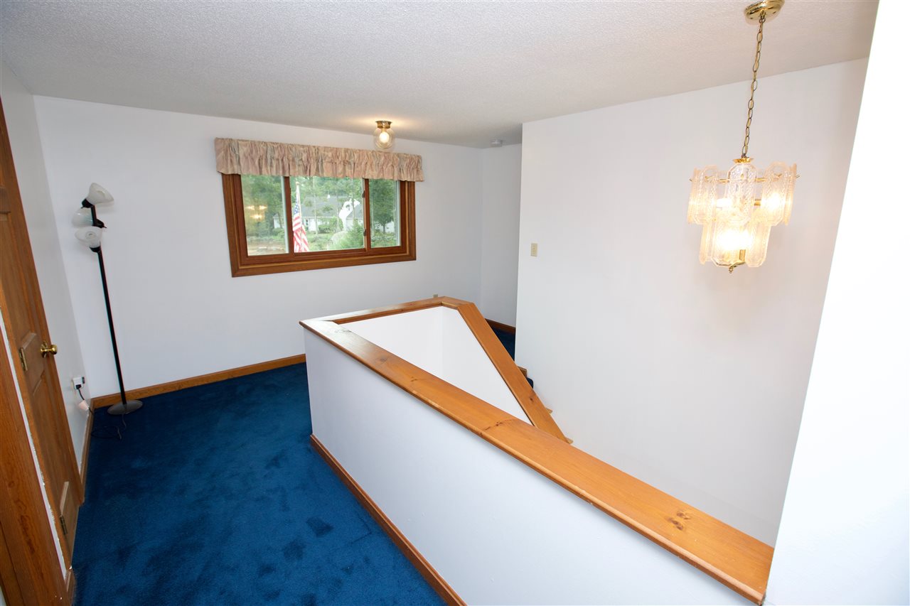 53 Lawrence Road Merrimack, NH 03054 - Photo 22 of 32