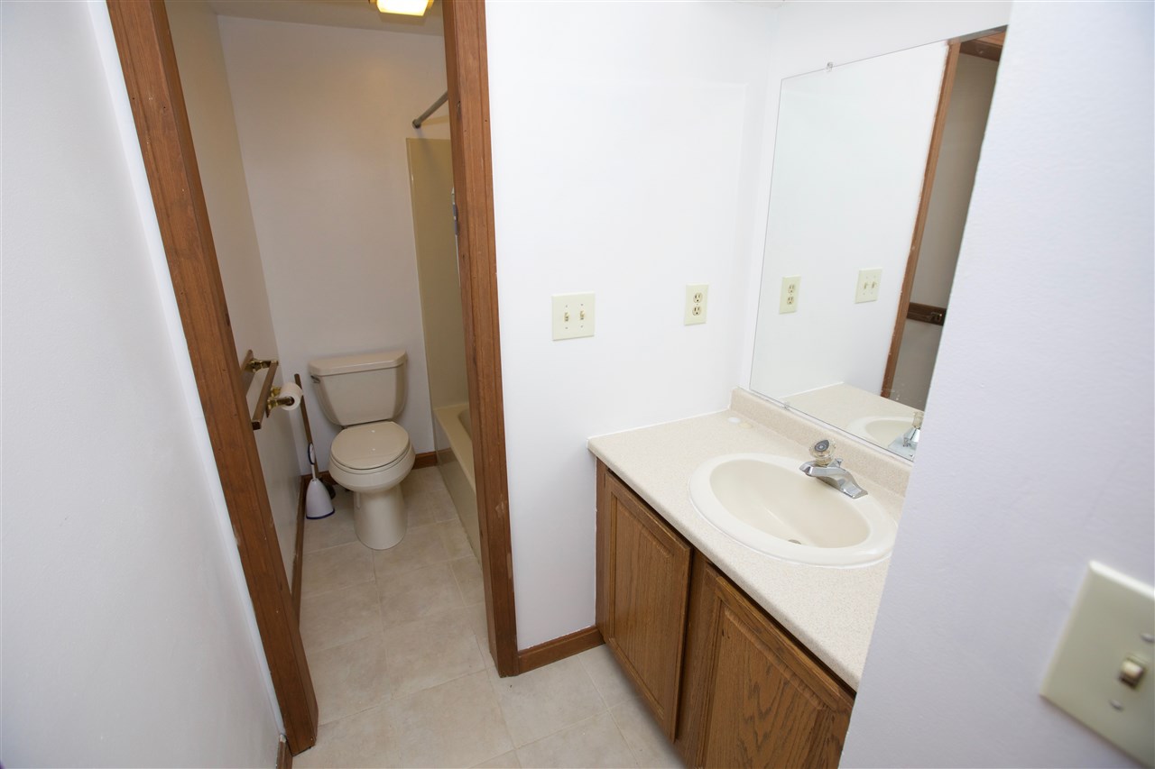 53 Lawrence Road Merrimack, NH 03054 - Photo 24 of 32
