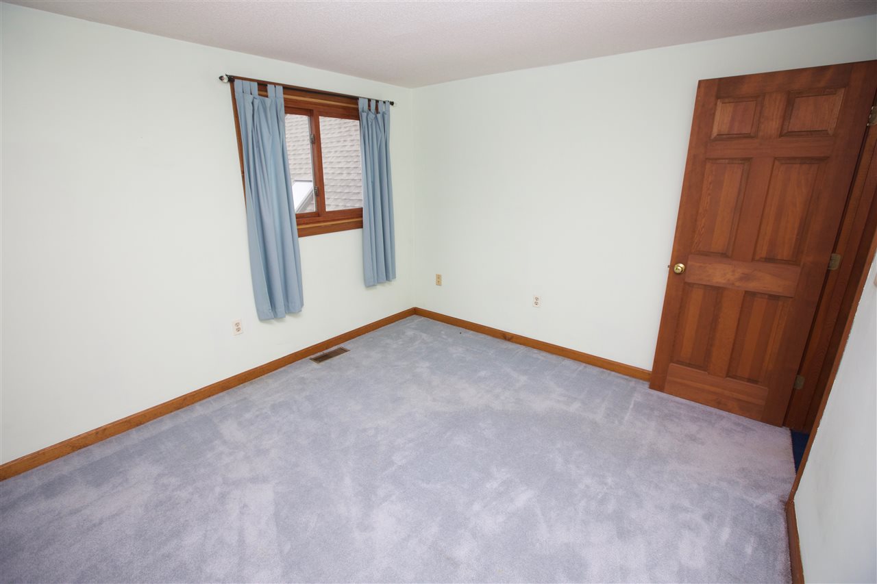 53 Lawrence Road Merrimack, NH 03054 - Photo 30 of 32