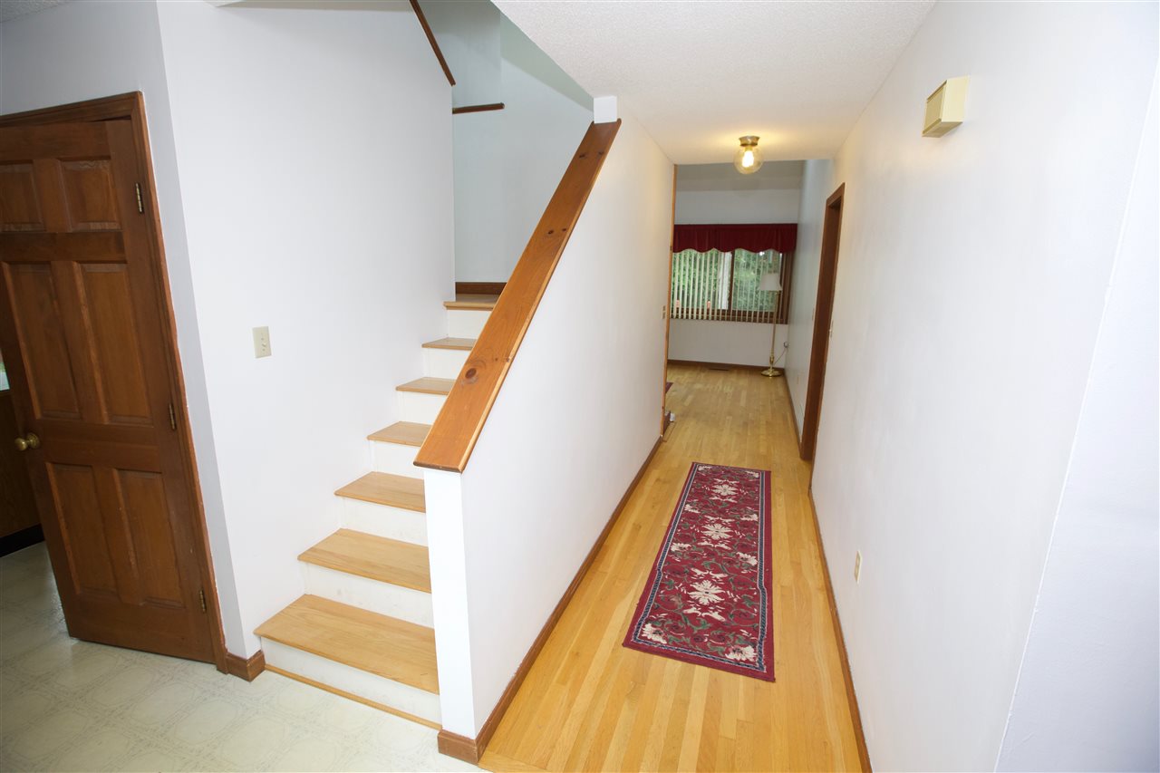 53 Lawrence Road Merrimack, NH 03054 - Photo 7 of 32