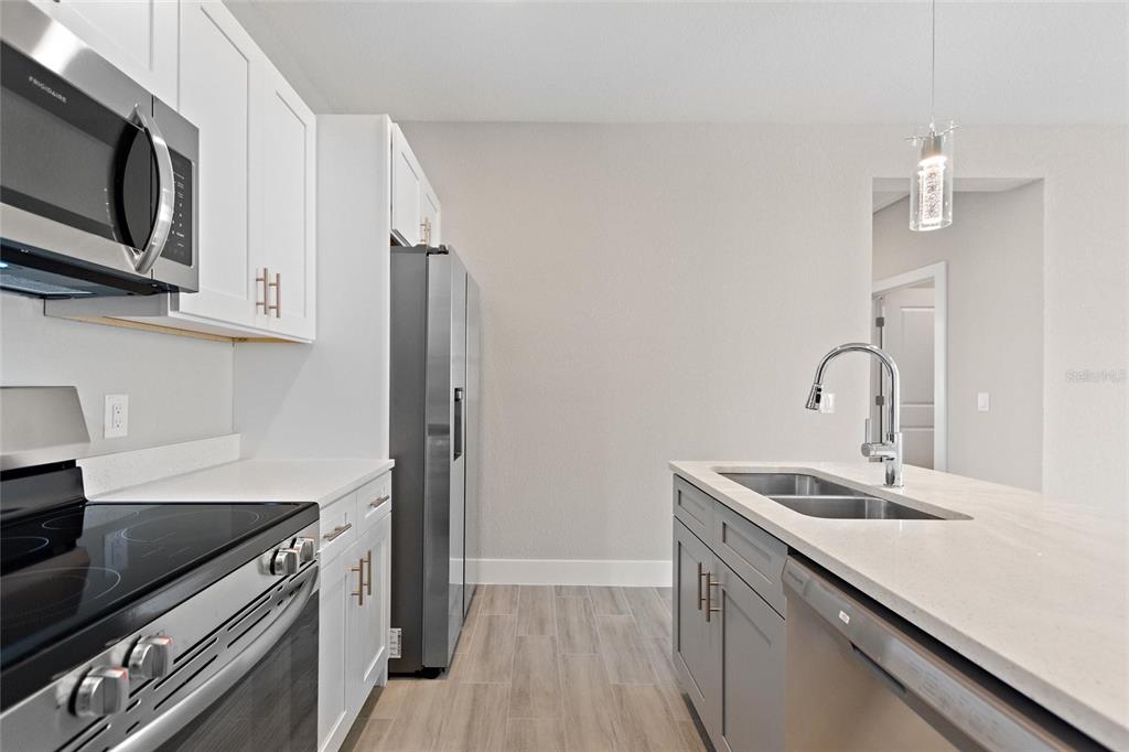 705 Fraser Court Kissimmee, FL 34759 - Photo 13 of 29