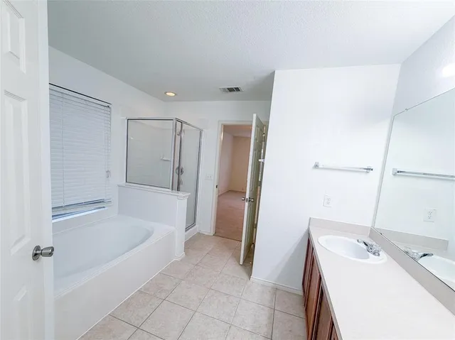 $1,950 | 1737 White Feather Lane, Fort Worth, TX 76131