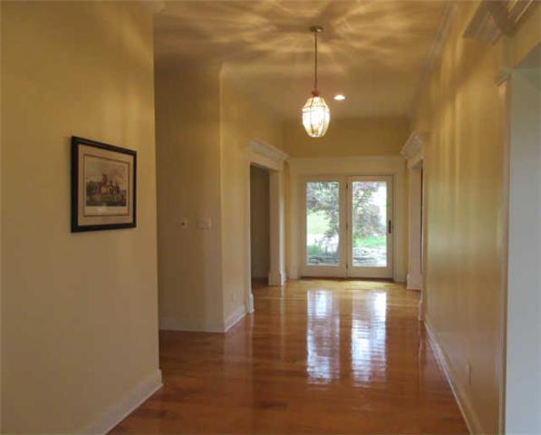 259 Hopkins Road Pulaski, TN 38478 - Photo 11 of 20 Welcome home! Extra large entance hall