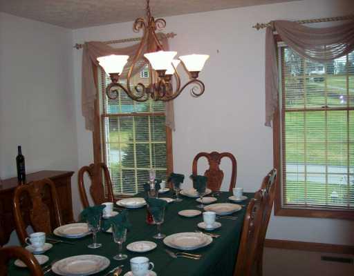 112 Valley Road Eighty Four, PA 15330 - Photo 8 of 8 Dining Room.