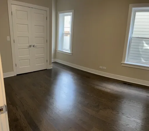 $3,100 | 3348 West Warner Avenue, Unit 1, Chicago, IL 60618