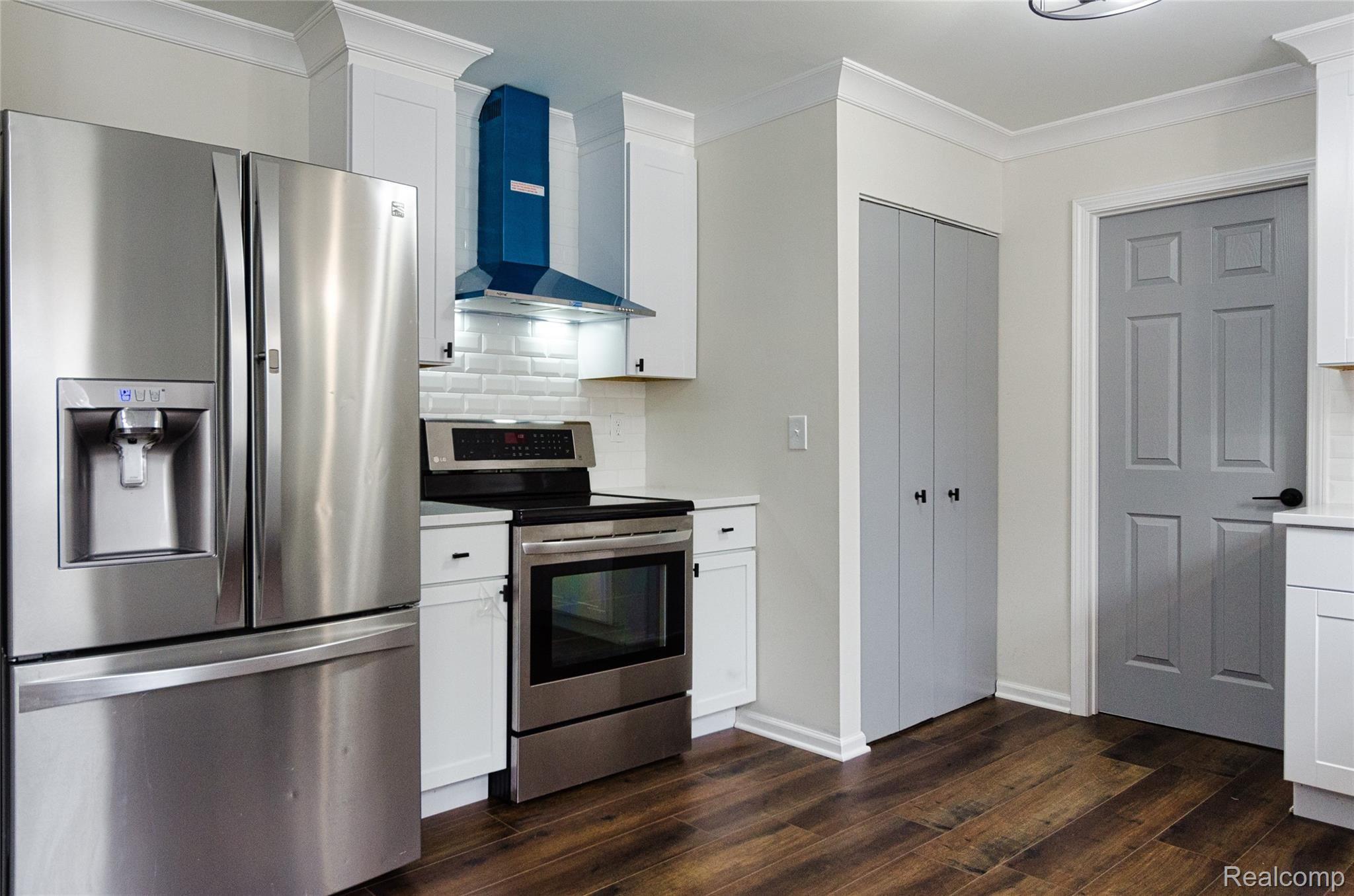 4040 Gleason Road Waterford, MI 48329 - Photo 13 of 31 4040 Gleason-30.jpg