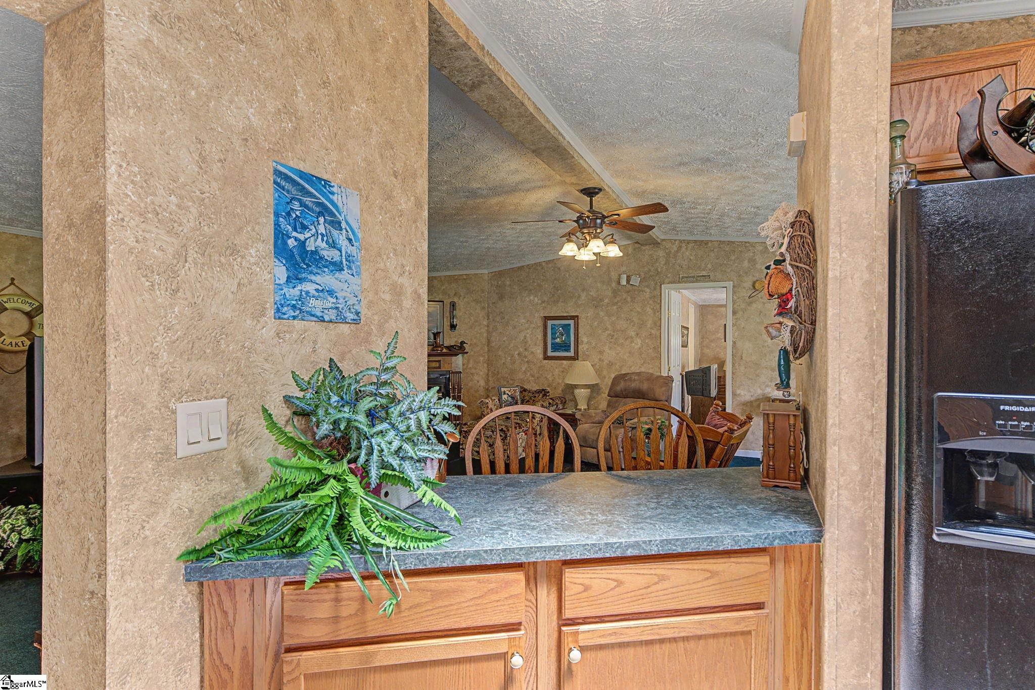 1754 Memorial Dr Extension Greer, SC 29651 - Photo 17 of 44