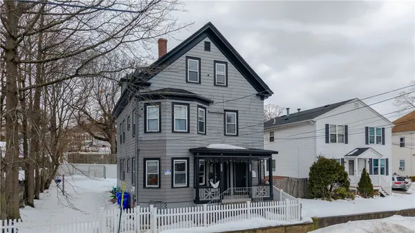 $699,900 | 994 Douglas Avenue, Providence, RI 02904