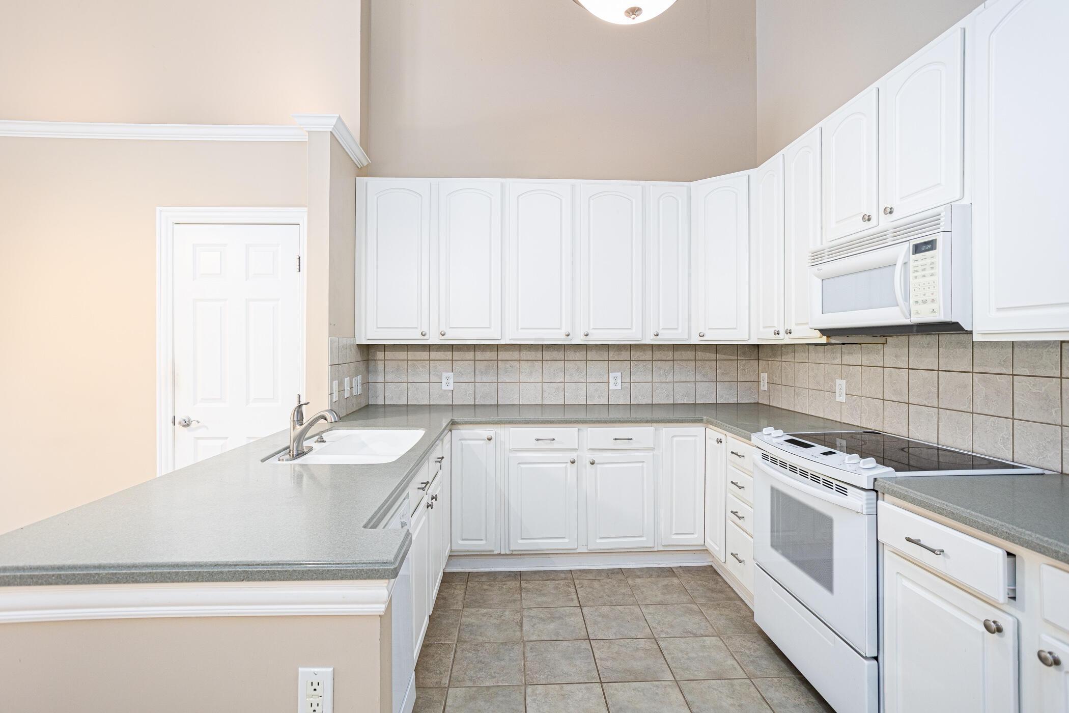 4907 Rays Circle Dublin, OH 43016 - Photo 6 of 44 Gallery Image 6