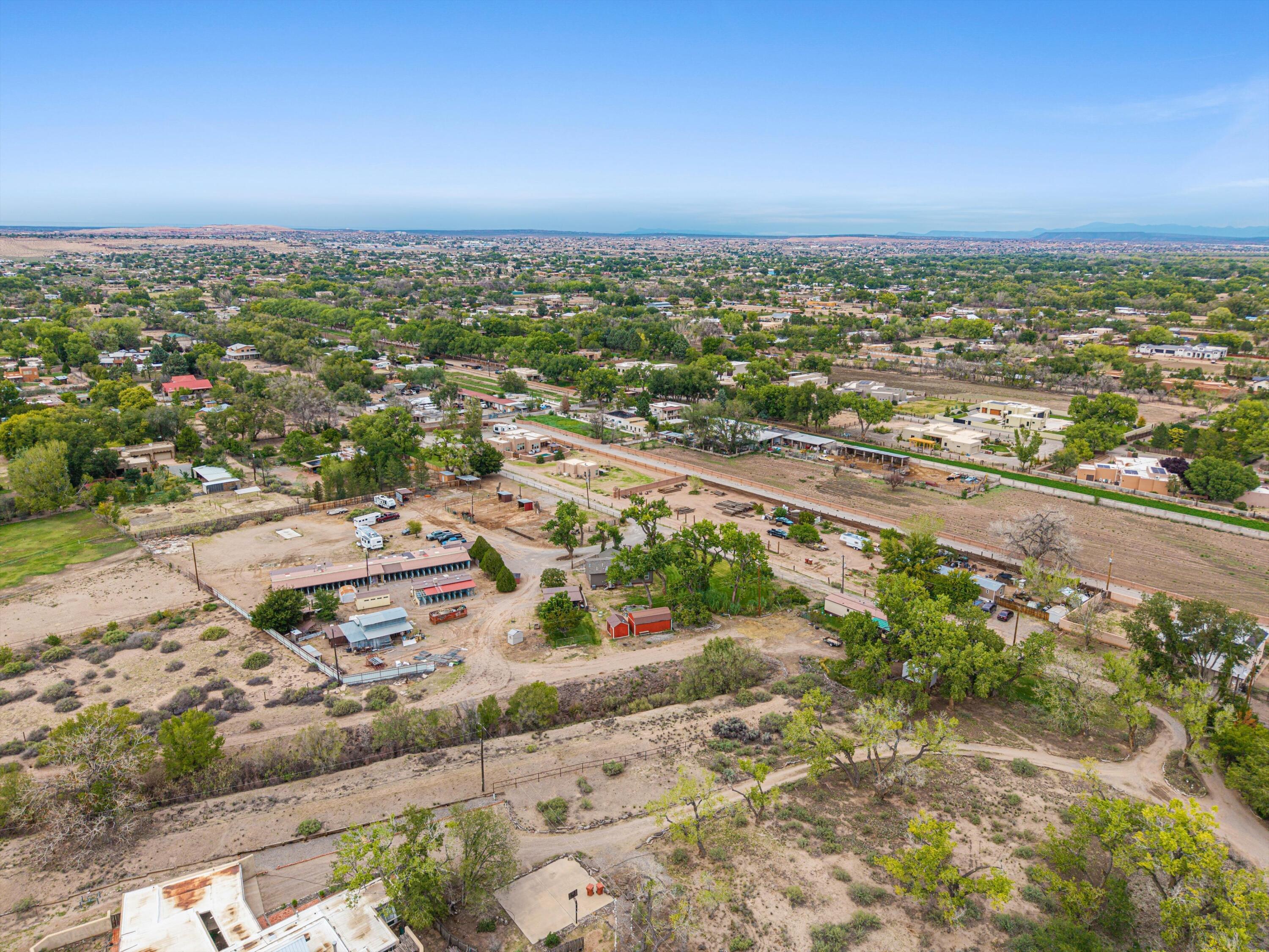 490 East Valverde Road Corrales, NM 87048 - Photo 5 of 77 Gallery Image 5