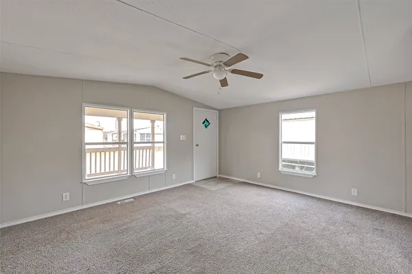 $1,050 | 9553 Private Road, Dayton, TX 77535