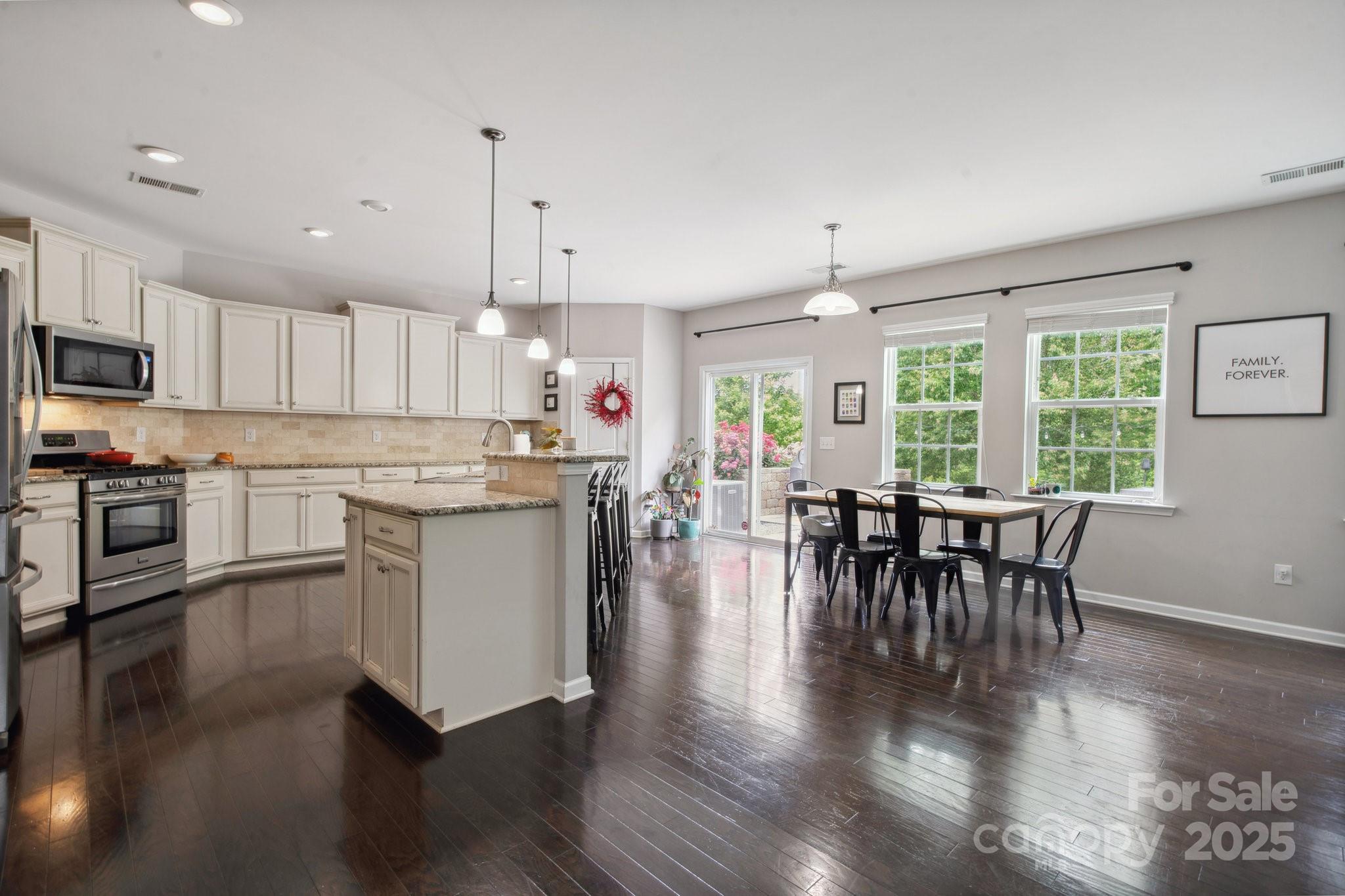 16114 Foreleigh Road Huntersville, NC 28078 - Photo 3 of 34