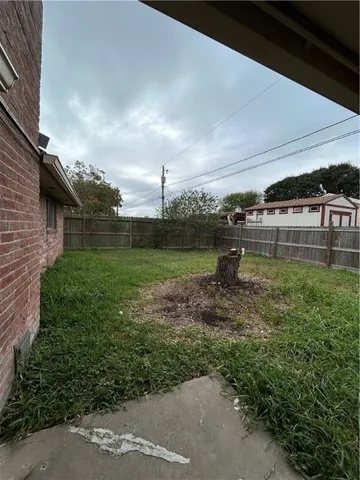 $2,100 | 1613 Cheyenne Street, Portland, TX 78374