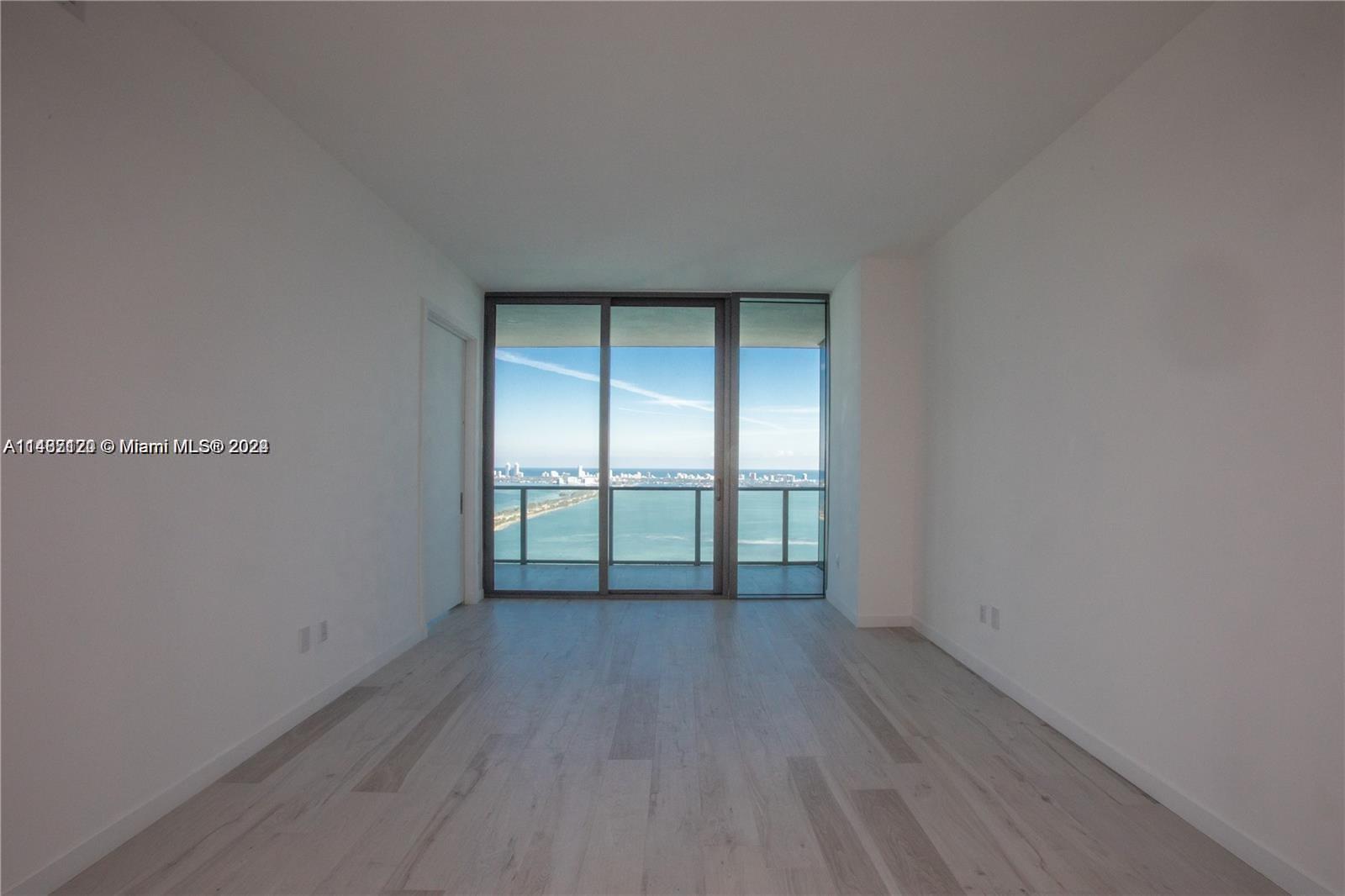 480 Northeast 31st St Unit 905  