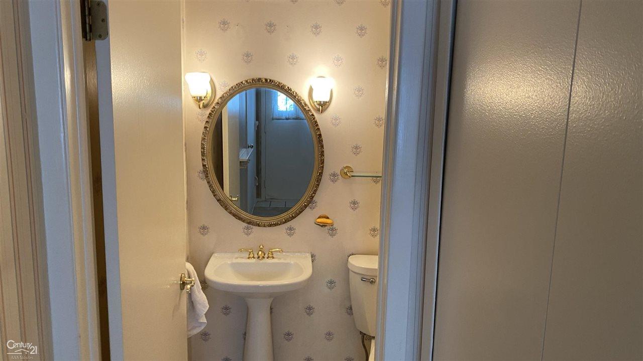 160 Stratford Lane Rochester Hills, MI 48309 - Photo 4 of 54