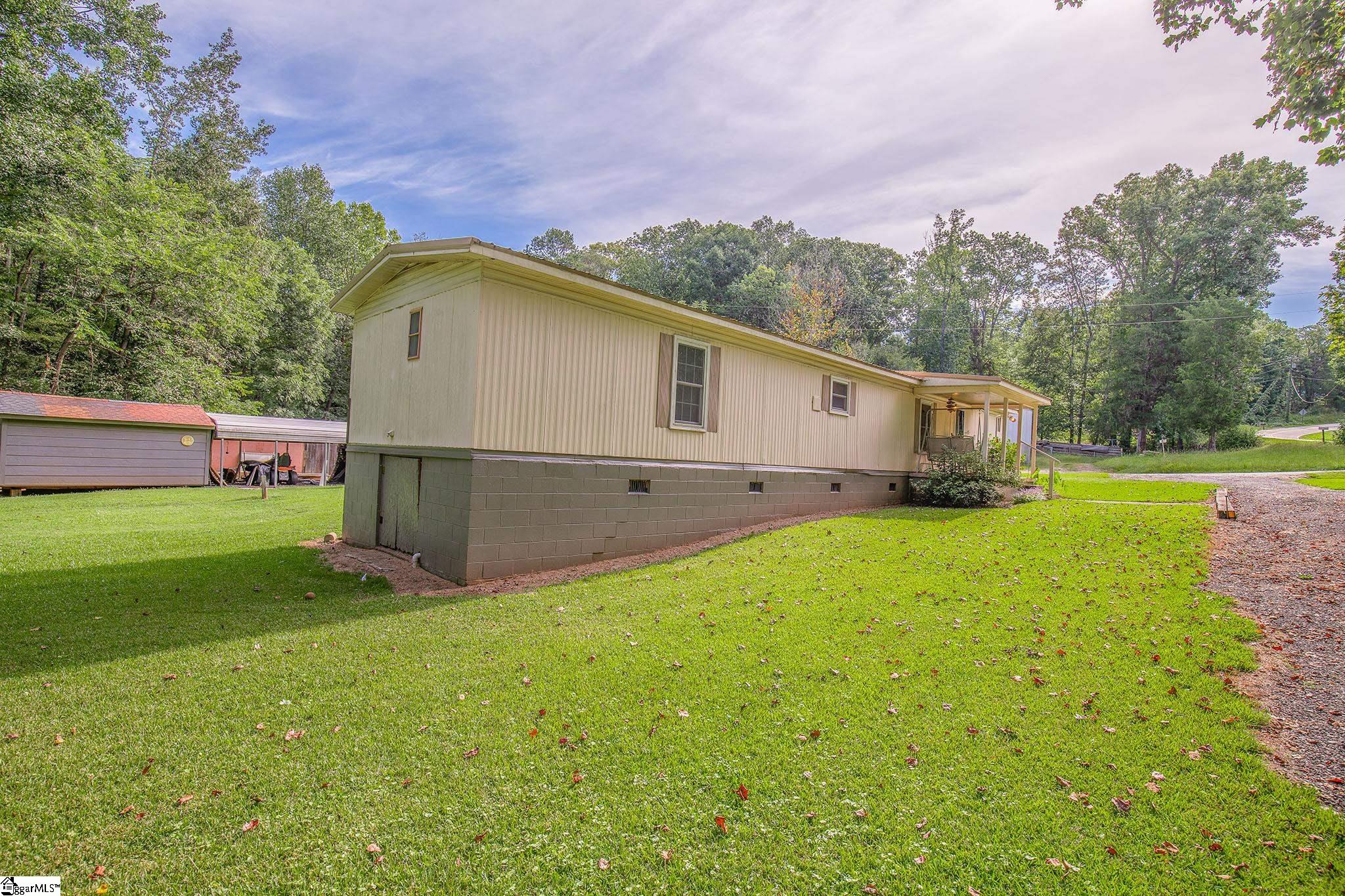 994 Chestnut Ridge Road Gaffney, SC 29340 - Photo 5 of 28 Gallery Image 5