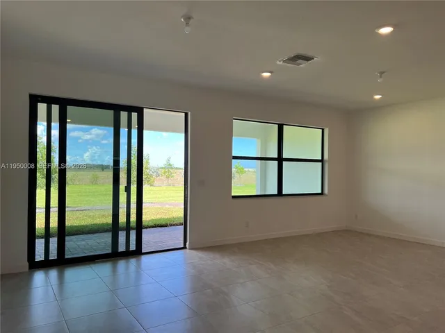 $3,450 | 19667 Rugged Trunk Trail, Loxahatchee, FL 33470