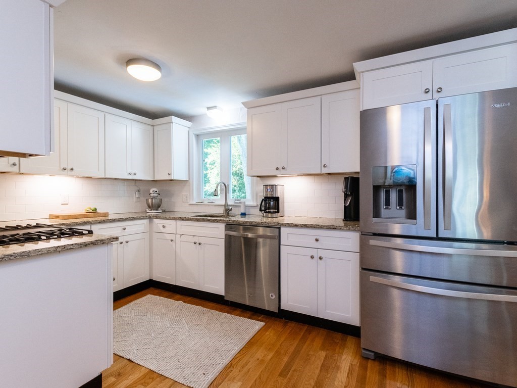 30 Chickering Road Dedham, MA 02026 - Photo 5 of 37 Gallery Image 5